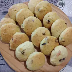 Домашни бисквити със сушени плодове