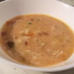 Доматена пилешка супа