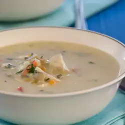 Рибена супа с топено сирене