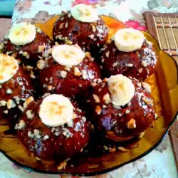 Бананови кексчета с шоколад и орехи