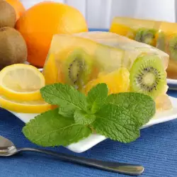 Желирана супа от лимони и киви
