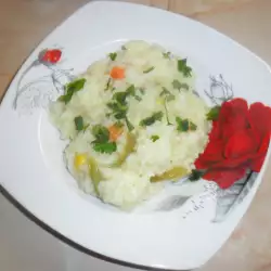 Ориз със зеленчуци в оризоварка