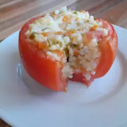 Постни печени пълнени домати с ориз