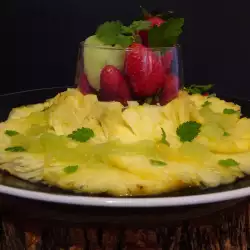 Екзотично ананасово карпачо