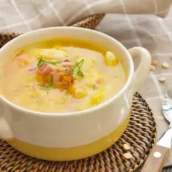Картофена супа с пушена сланина