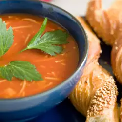 Крем супа от домати и фиде