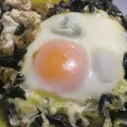 Спанак с яйца на очи