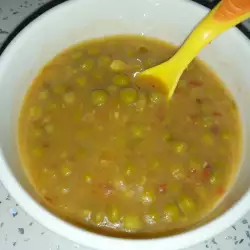 Супа от грах за бебе