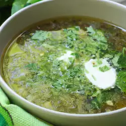 Зелена супа с картофи