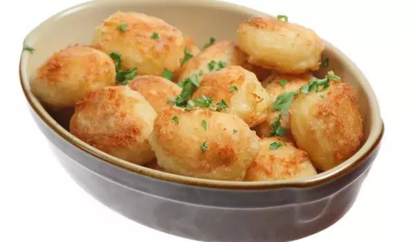 Апетитни картофени бухтички с шунка