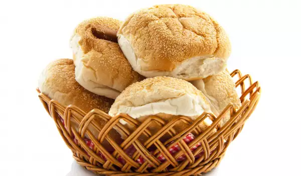 Чеснови хлебчета от тесто за машина за хляб