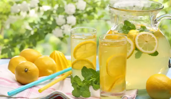 Освежаваща лимонада