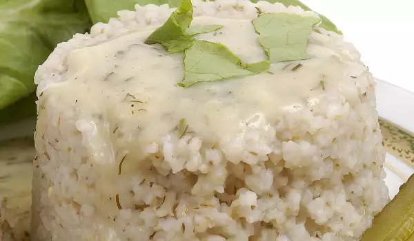 Ориз с копър и чесън
