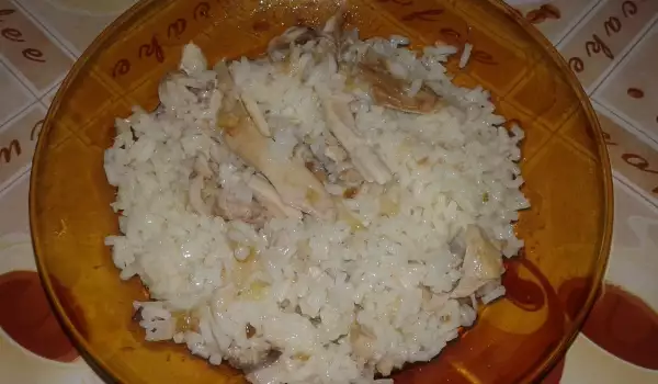 Пиле с ориз и подправки по мъжки