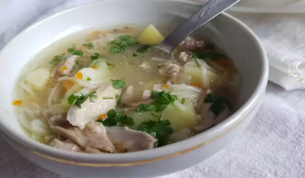 Гъста пилешка супа с фиде