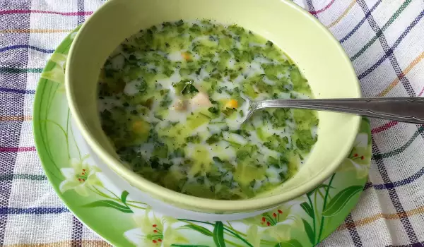 Супа пиле със сметана и царевица