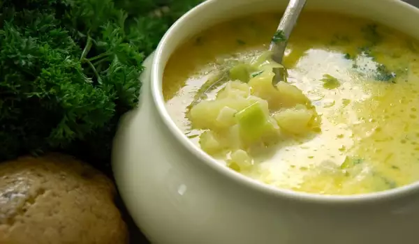 Картофена супа с грис