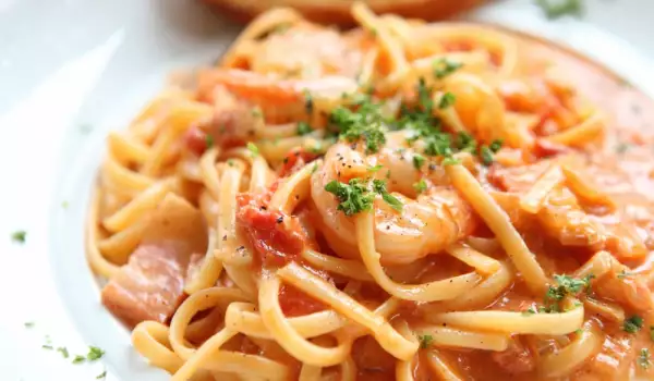 Спагети по моряшки