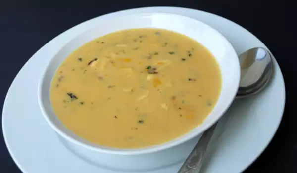 Гъбена крем супа с картофки