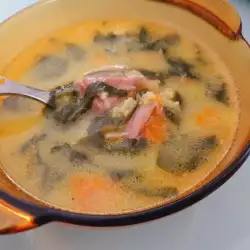 Агнешка супа със спанак