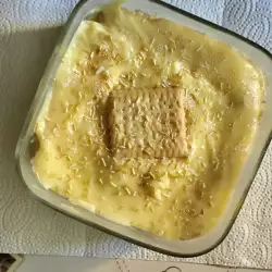 Бисквитена торта с лимонов крем