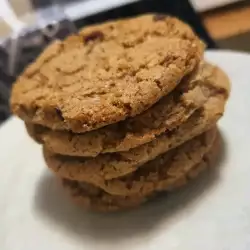 Хрупкави пълнозърнести бисквити с шоколад