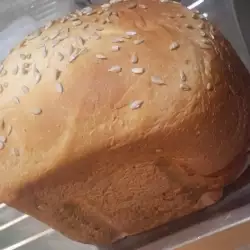 Ретро бял хляб в хлебопекарна