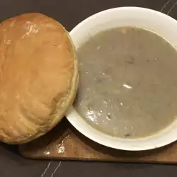 Гъбена супа с мащерка