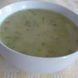 Бяла супа от тиквички