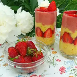 Царевичен десерт с ягоди