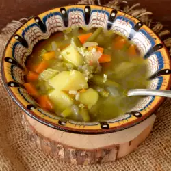 Постна супа със зехтин