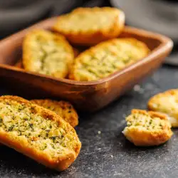 Най-вкусните чеснови хлебчета за минути