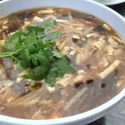 Китайска пилешка супа с шунка