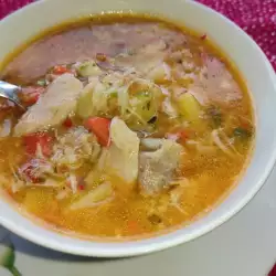 Пикантна пилешка супа