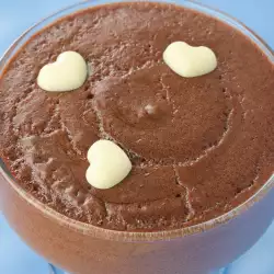 Шоколадов пудинг с прясно мляко