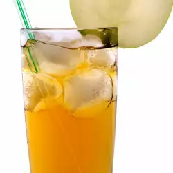 Безалкохолен коктейл с портокалов сок