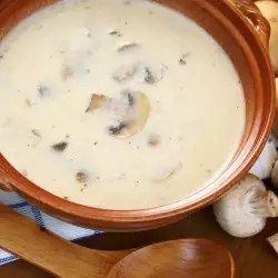 Крем супа от гъби и сметана