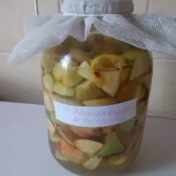 Стара рецепта за ябълков оцет