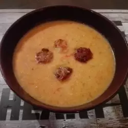 Доматена супа с кюфтета
