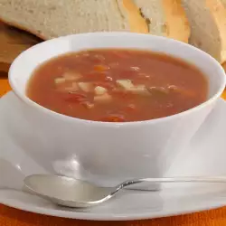 Доматена супа с макарони по тоскански
