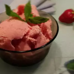 Ягодов Сладолед