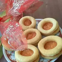 Дребни слепени сладки с мармалад от дюли