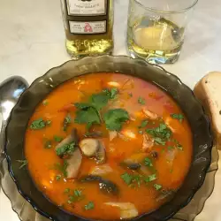 Гъбена супа с чесън