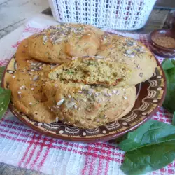 Царевични хлебчета с извара и спанак