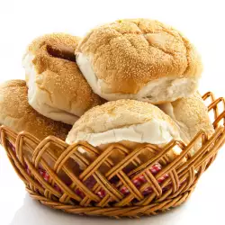 Чеснови хлебчета от тесто за машина за хляб
