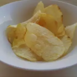 Домашен картофен чипс в еър фрайър