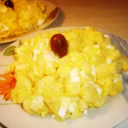 Картофена салата с яйца и майонеза