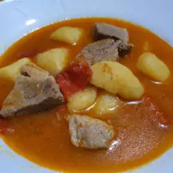 Картофена яхния с месо по турски