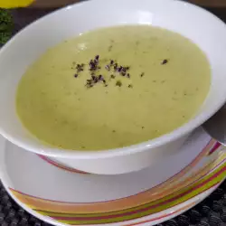 Крем супа с броколи и праз за кето режим
