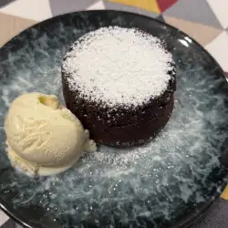 Класически лава кейк